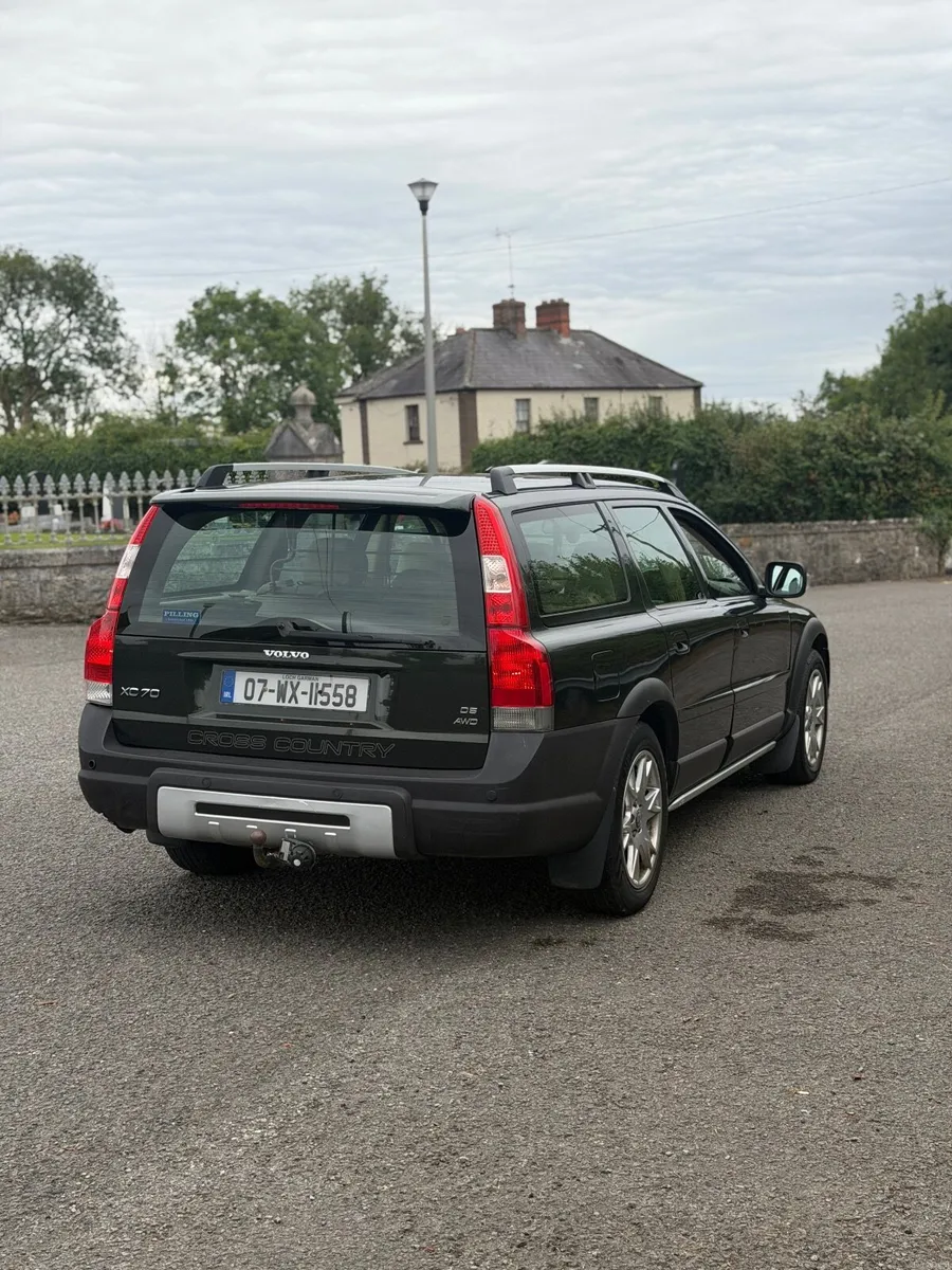 Volvo XC70 2.4 - Image 3