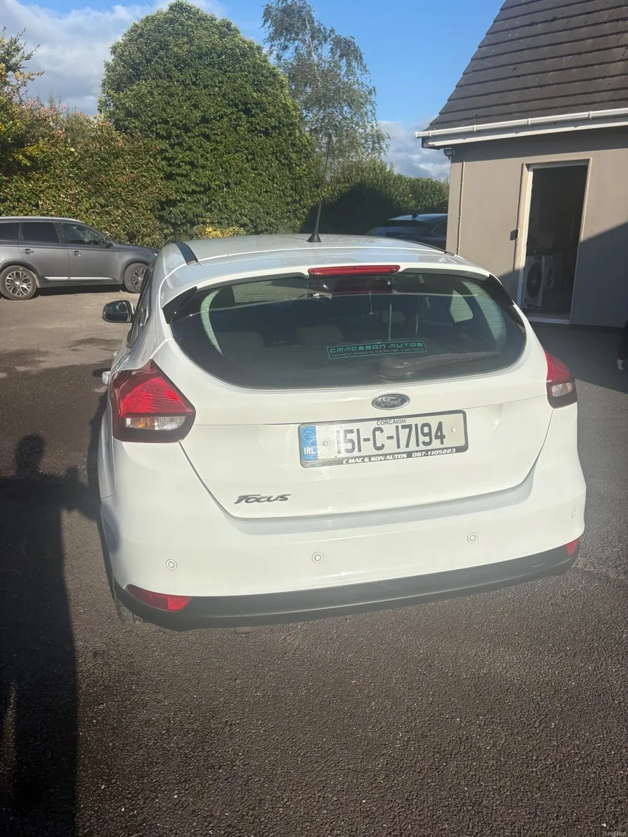 Ford Focus 2015 - Image 2
