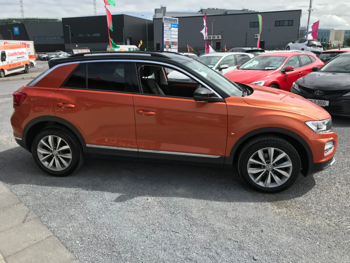 VOLKSWAGEN T-ROC 2019 - Image 6