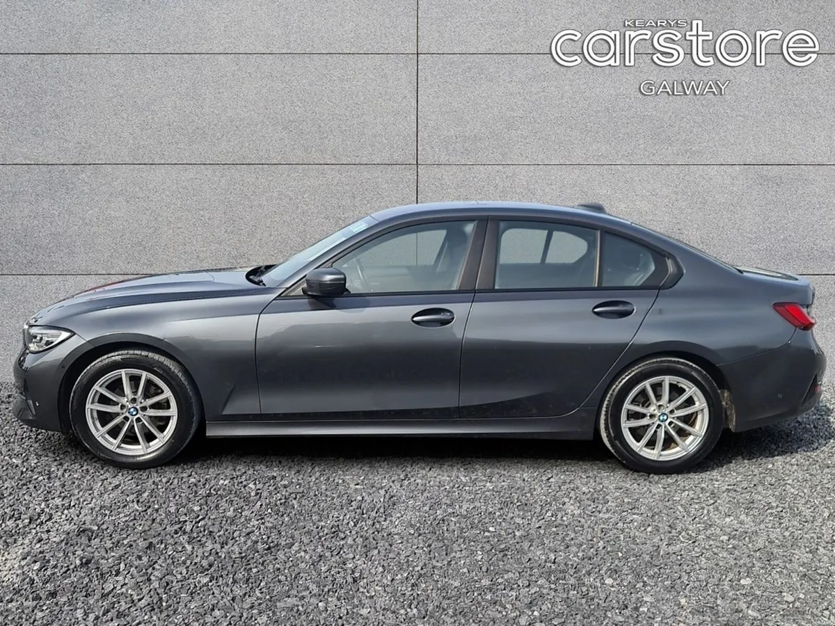 BMW 3-Series 318d SE Auto - Image 6