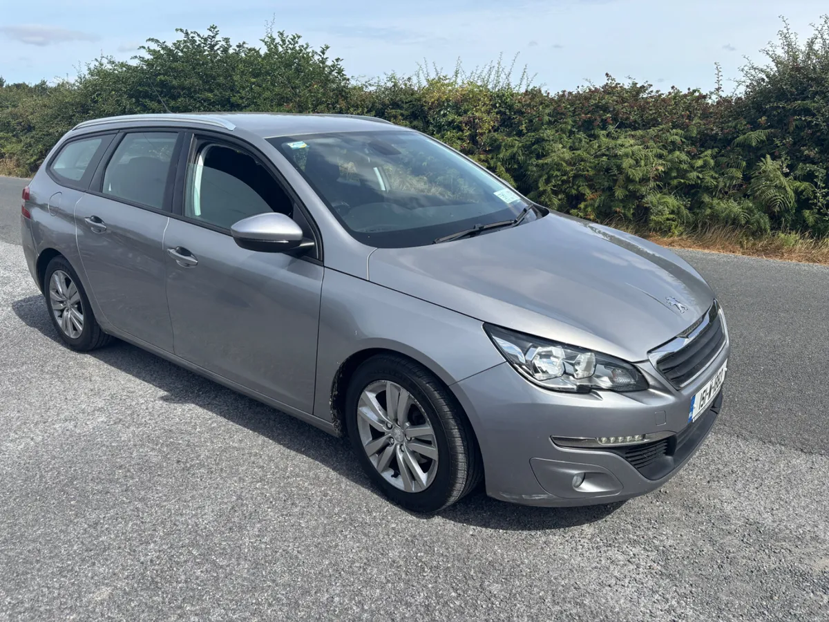 Peugeot 308 2015 - Image 1