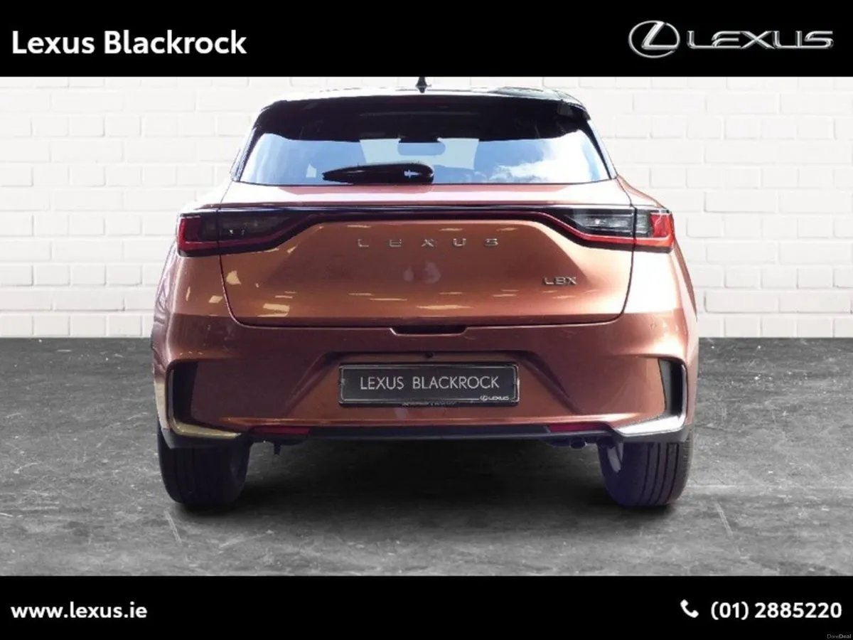 Lexus LBX Hybrid Emotion - Image 6