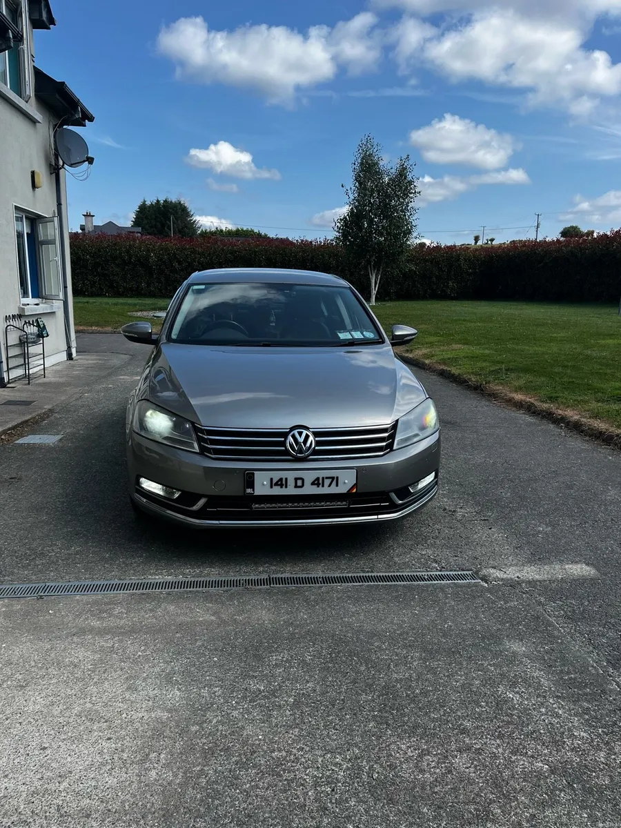 VW Passat high spec - Image 2