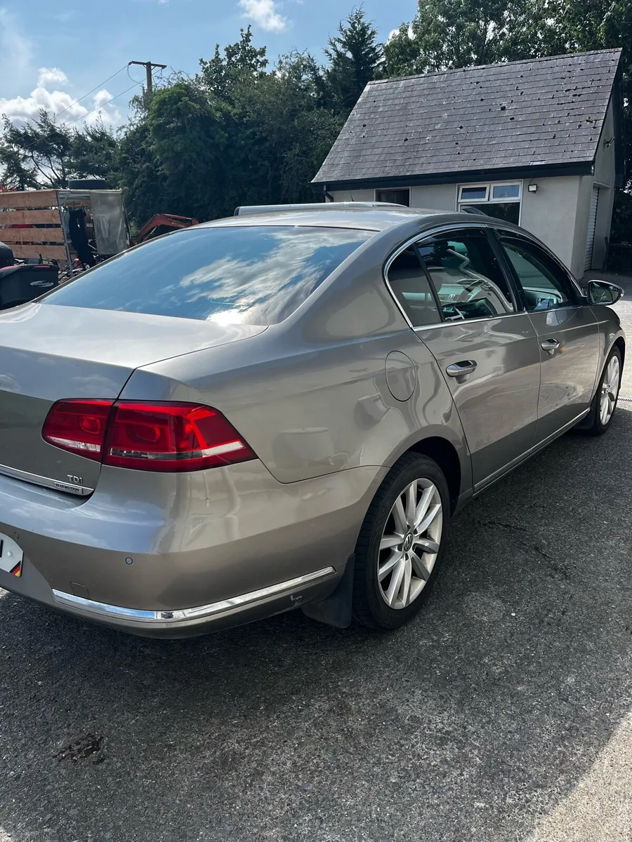 VW Passat high spec - Image 4