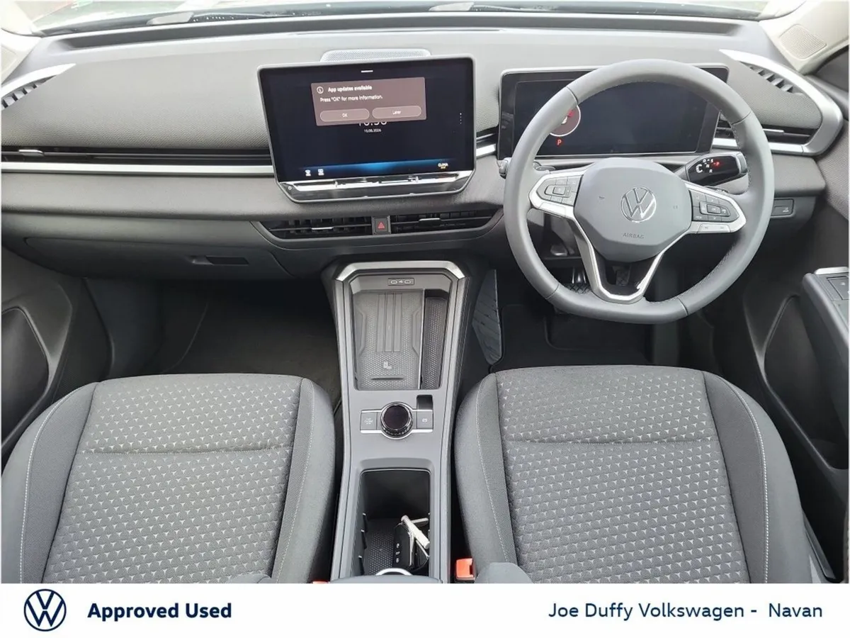 Volkswagen T-Roc LIFE 1.5TSI 116HP AUTO - Image 2