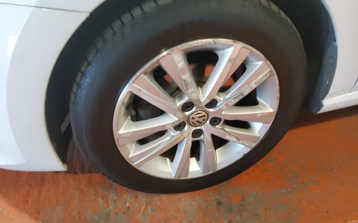 Volkswagen Polo 2017 - Image 4