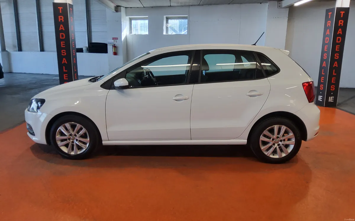 Volkswagen Polo 2017 - Image 6
