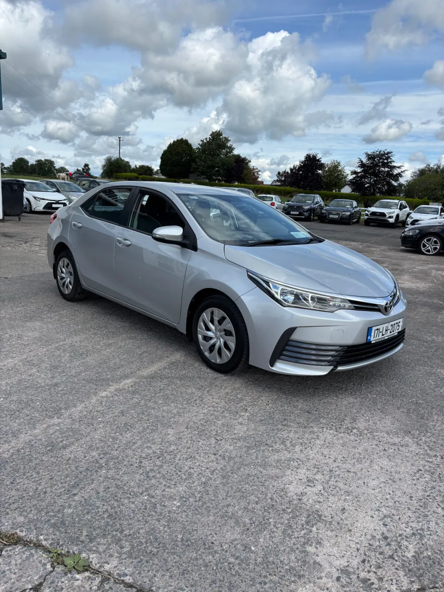 Toyota Corolla 2017 - Image 6