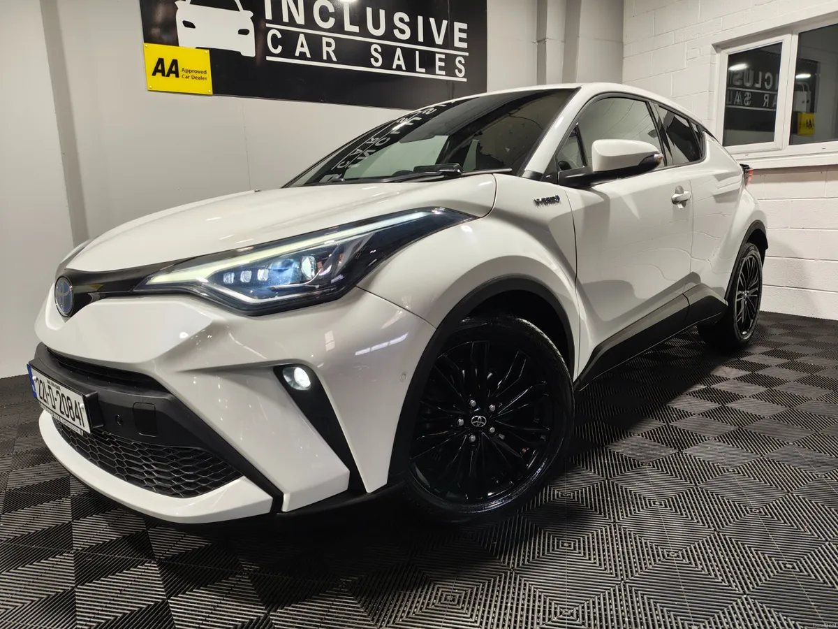 Toyota C-HR 2022 AUTOMATIC HYBRID WITH EXTRAS - Image 2