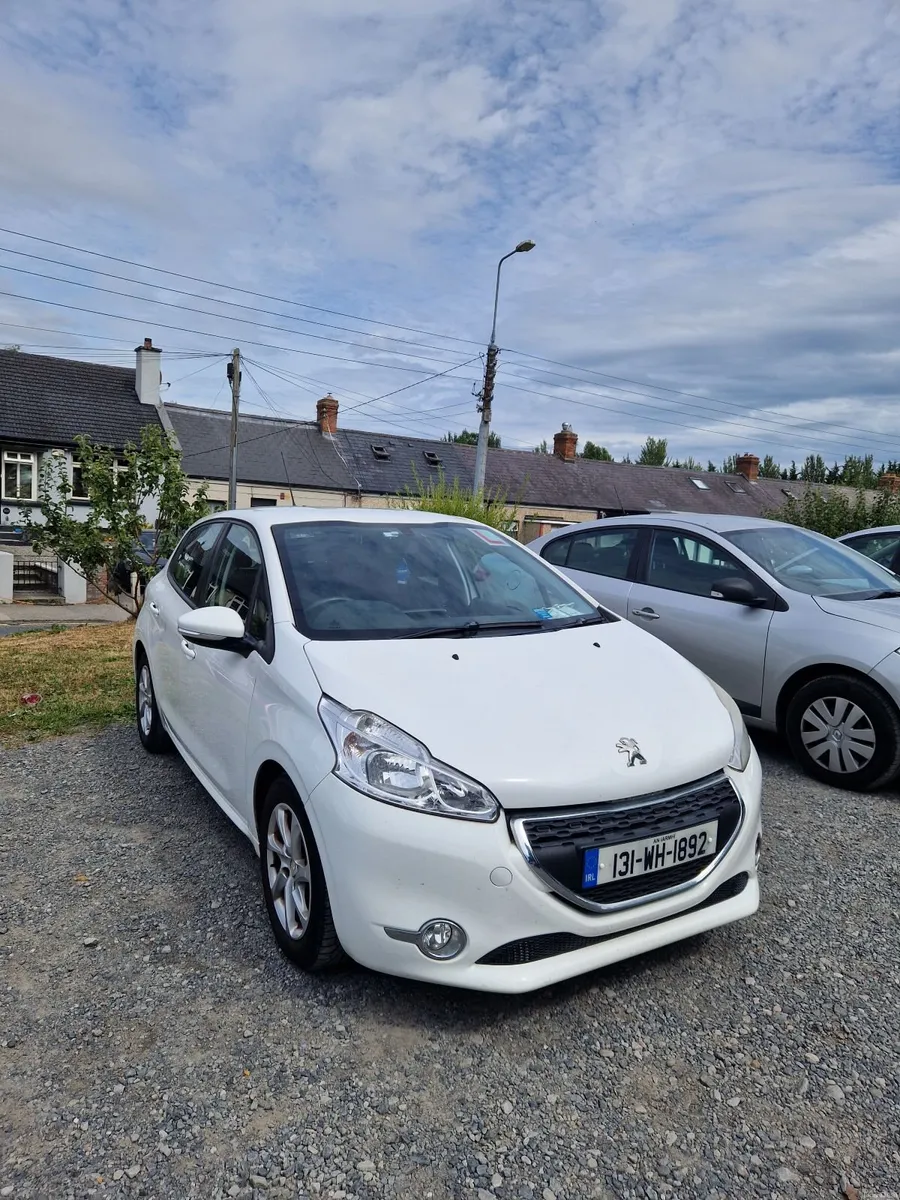 Peugeot 208 2013 - Image 1