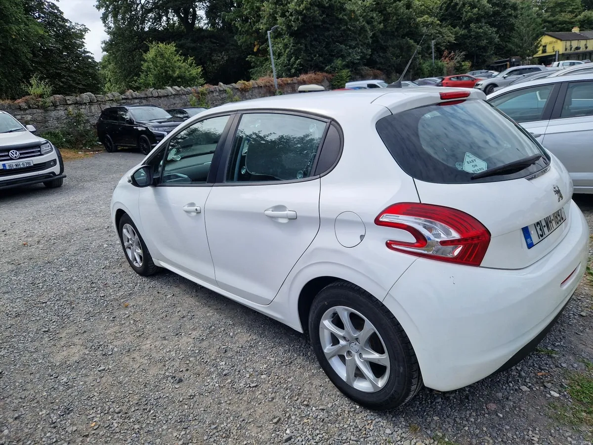 Peugeot 208 2013 - Image 4