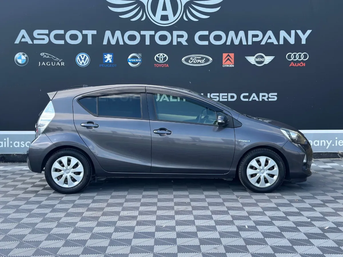 Toyota Aqua 1.5 Petrol Hybrid - Image 4