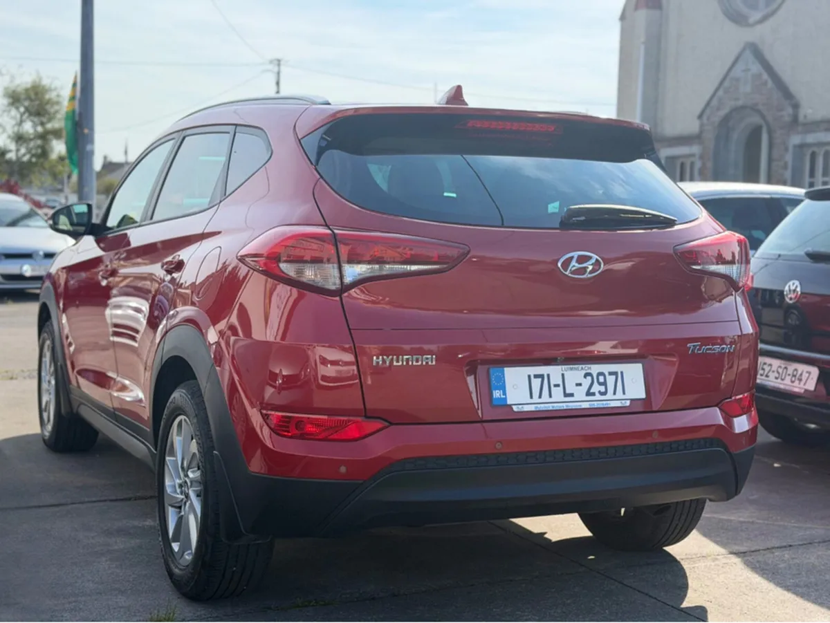 Hyundai Tucson EXECUTIVE - Image 6