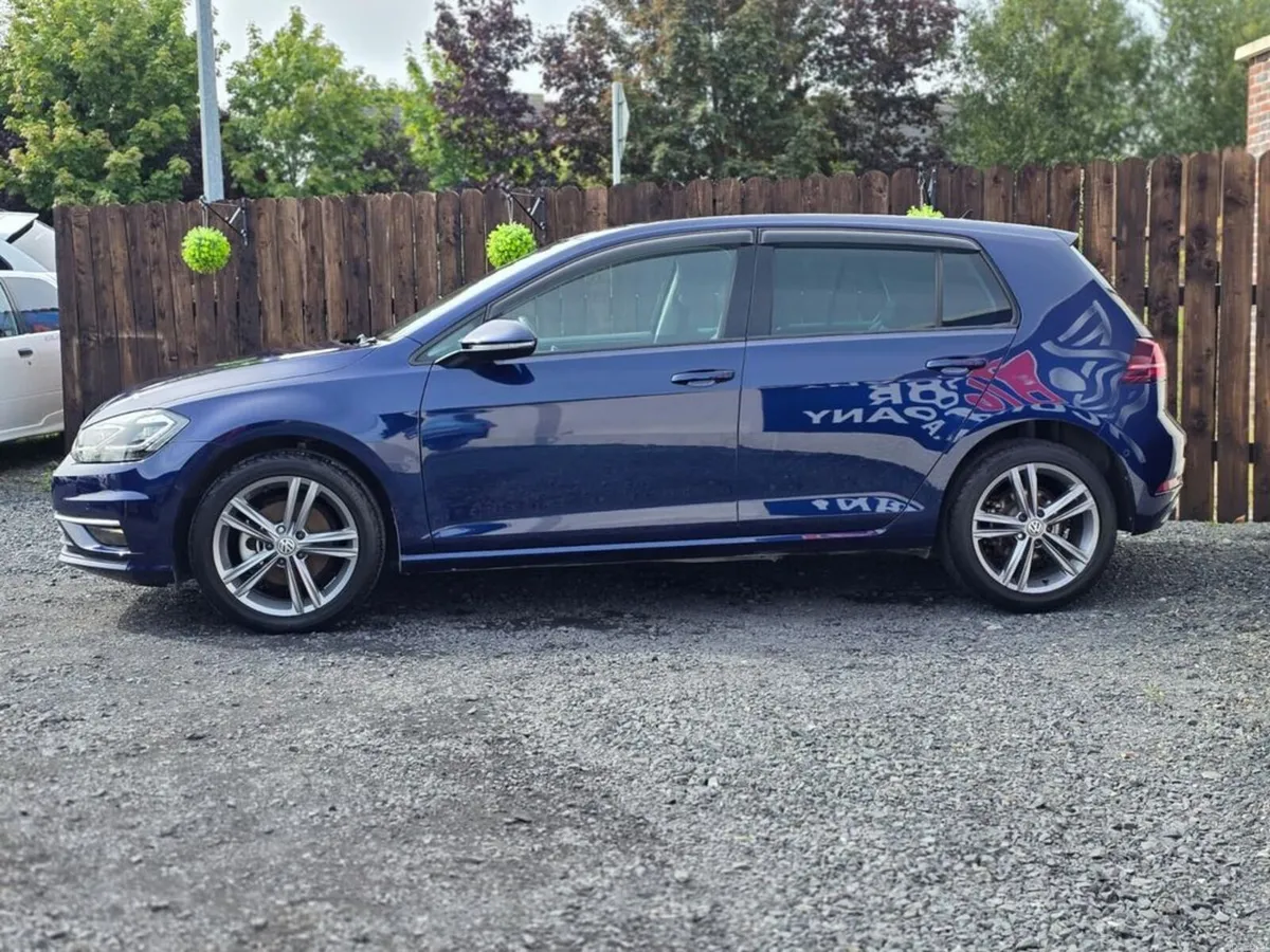 Volkswagen Golf LEATHER - AUTO- 41K KMS - Image 4