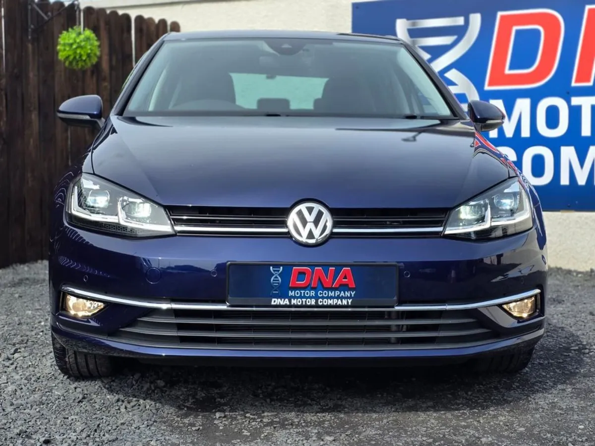 Volkswagen Golf LEATHER - AUTO- 41K KMS - Image 2