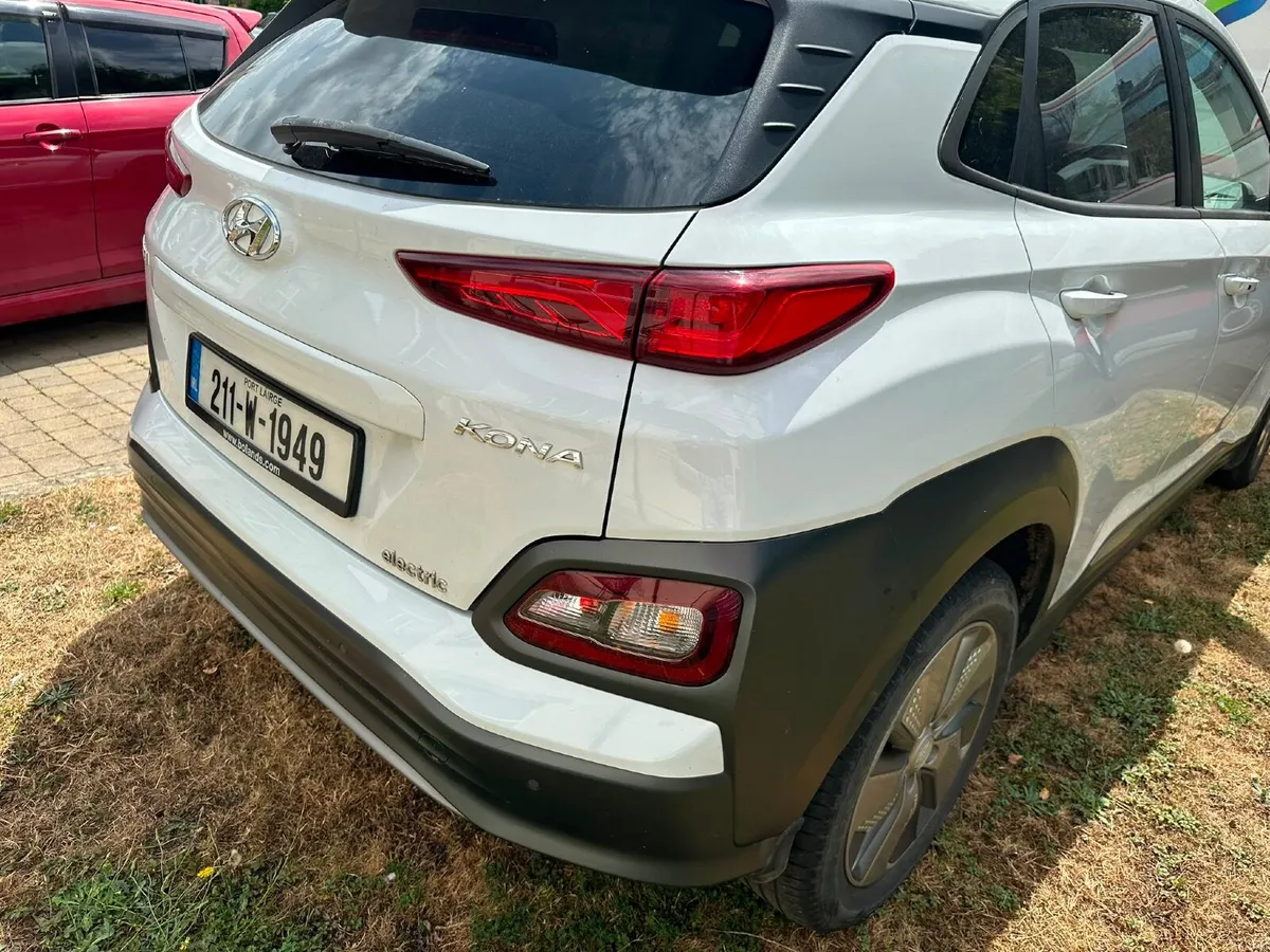 Hyundai KONA 2021 Premium - Image 3