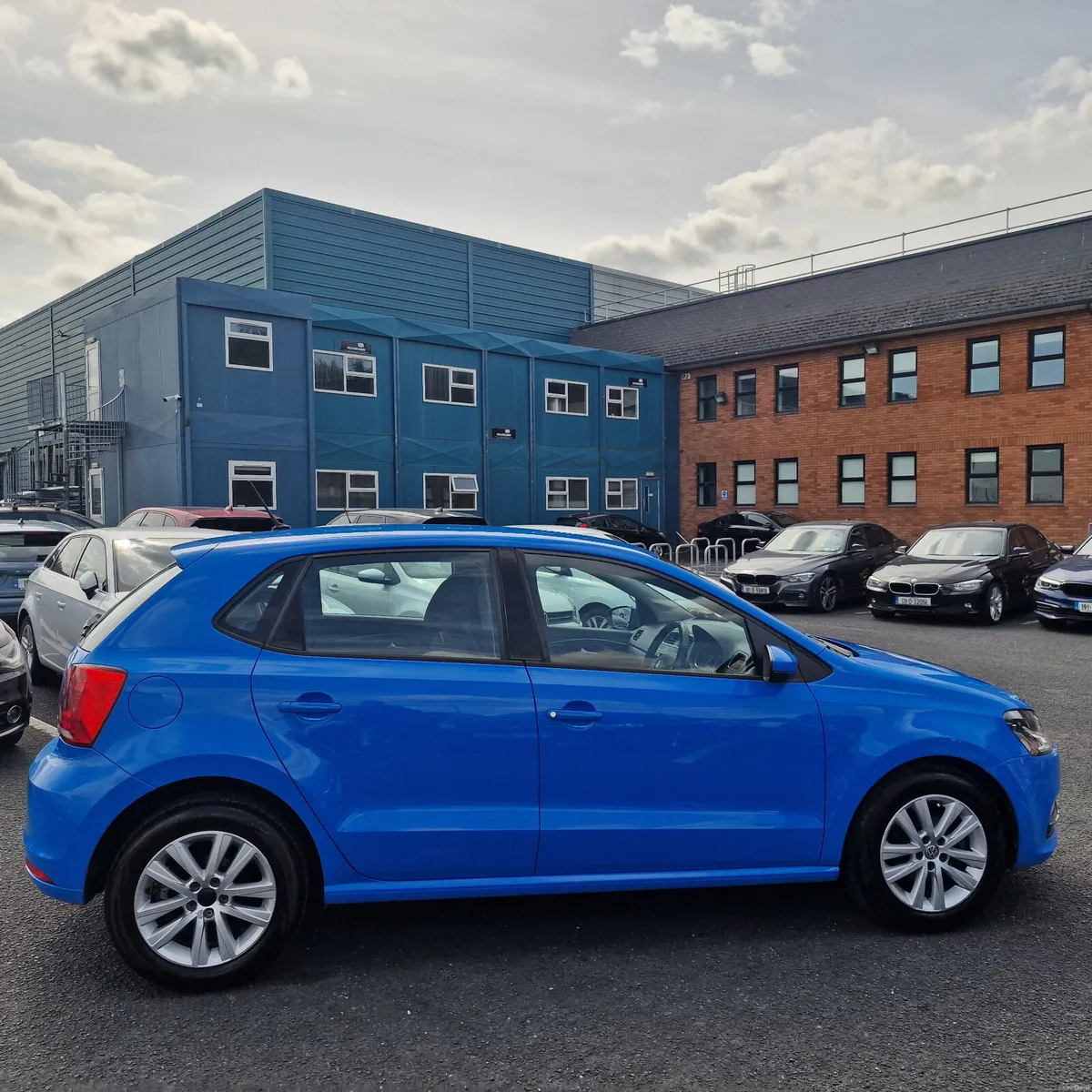 Volkswagen Polo 1.2 TSI 5DR 90HP Comfortline DSG - Image 4