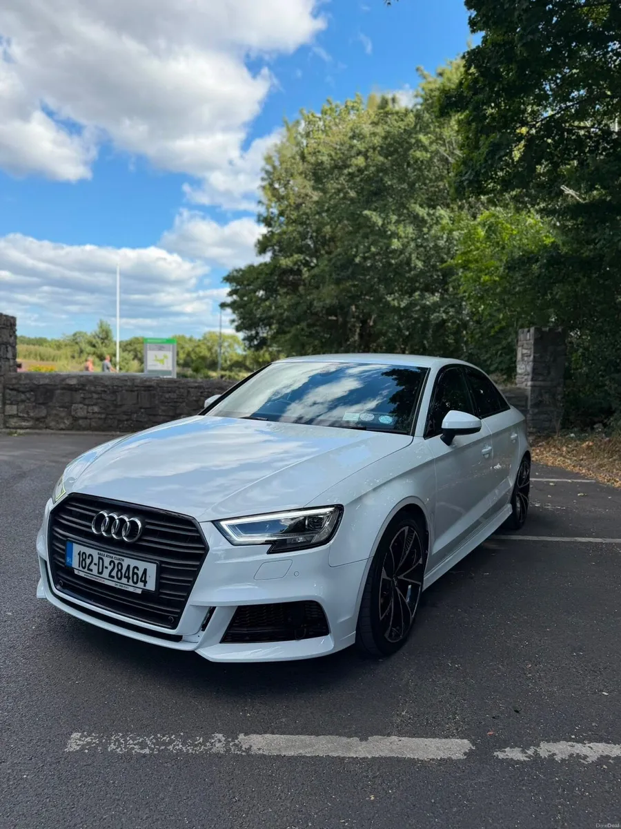 Audi A3 S-Line 1.4 TFSI Automatic - Image 4