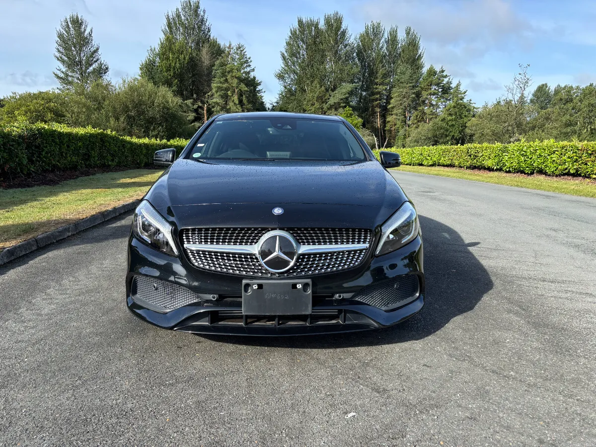 MERCEDES BENZ A180 AMG LINE AUTO 2017 - Image 2