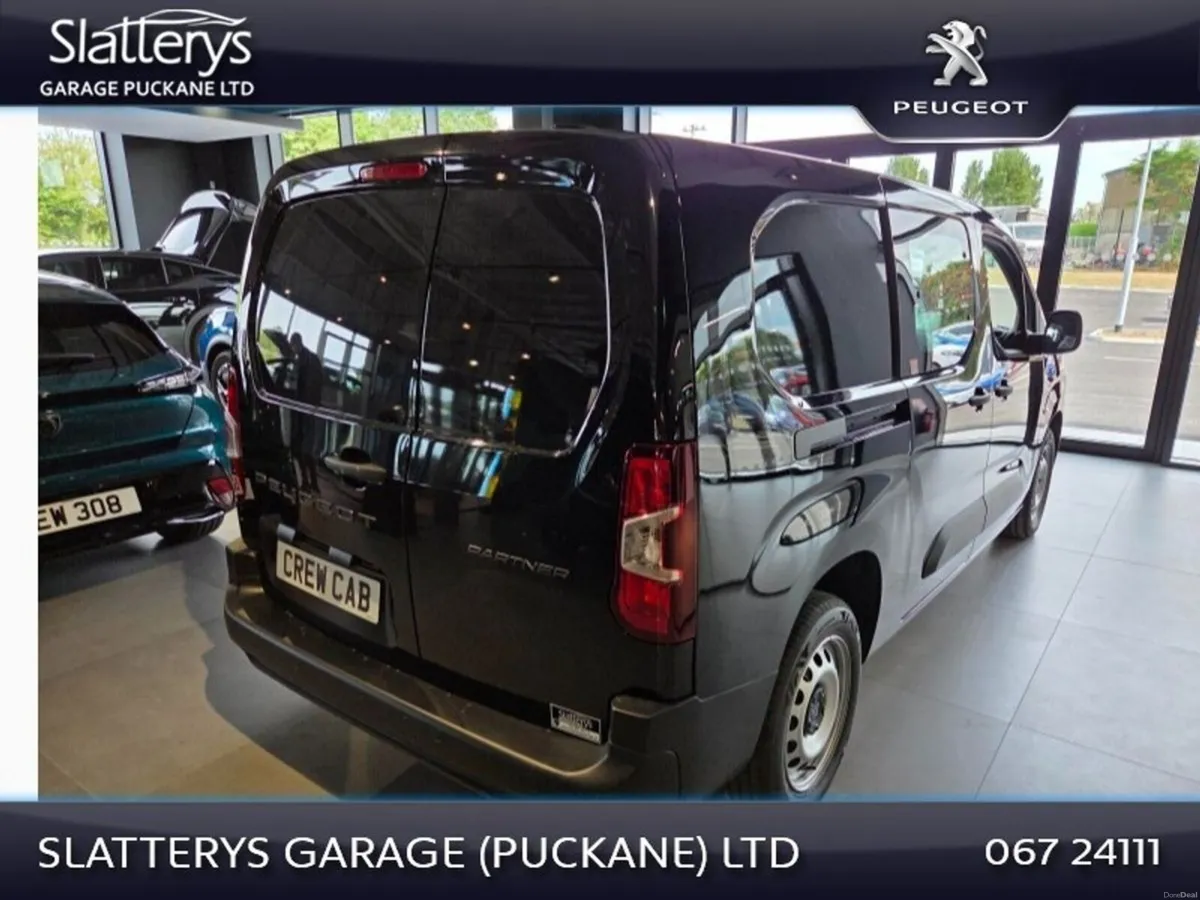 Peugeot Partner Pro Plus Crew Cab 5 Seater - Image 6