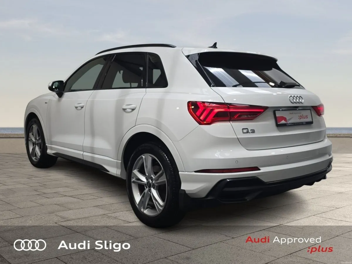 Audi Q3 S Line Black Styling Pack - PCP from €321p - Image 5