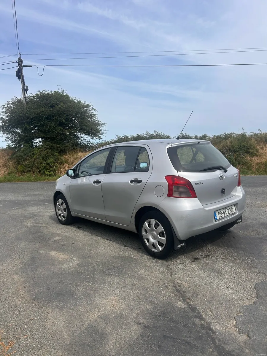 2009 Toyota Yaris 1.0 petrol - Image 5