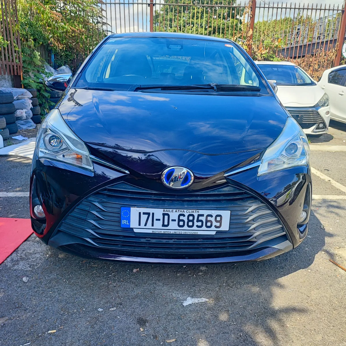 2017 Toyota Yaris/Vitz, Automatic, High Specs - Image 3