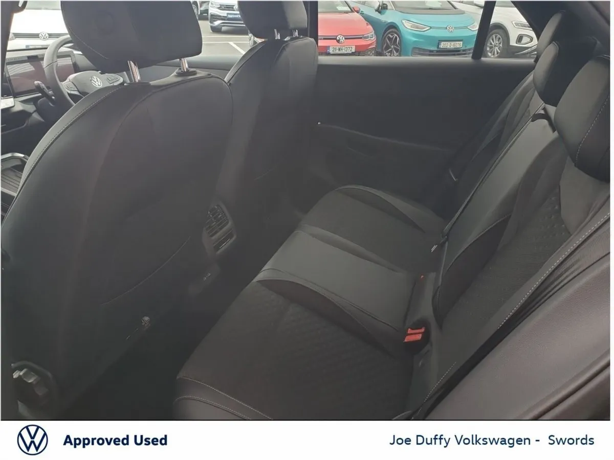 Volkswagen T-Roc R-LINE 1.5TSI 150HP MHEV - Image 5