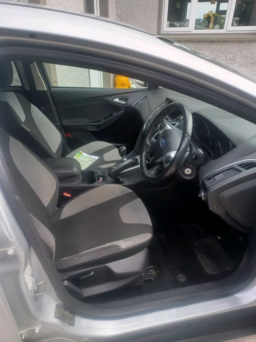 Car - Image 3