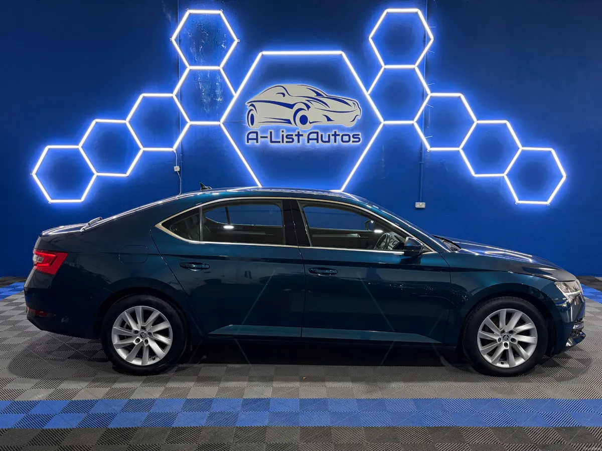 Skoda Superb 2.0TDI Amb / FINANCE AVAILABLE - Image 2