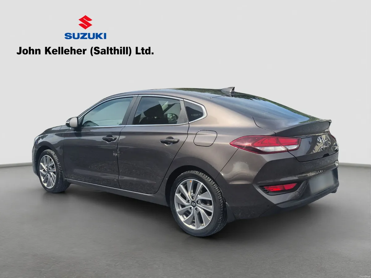 2018 Hyundai i30  FastBack - Image 5