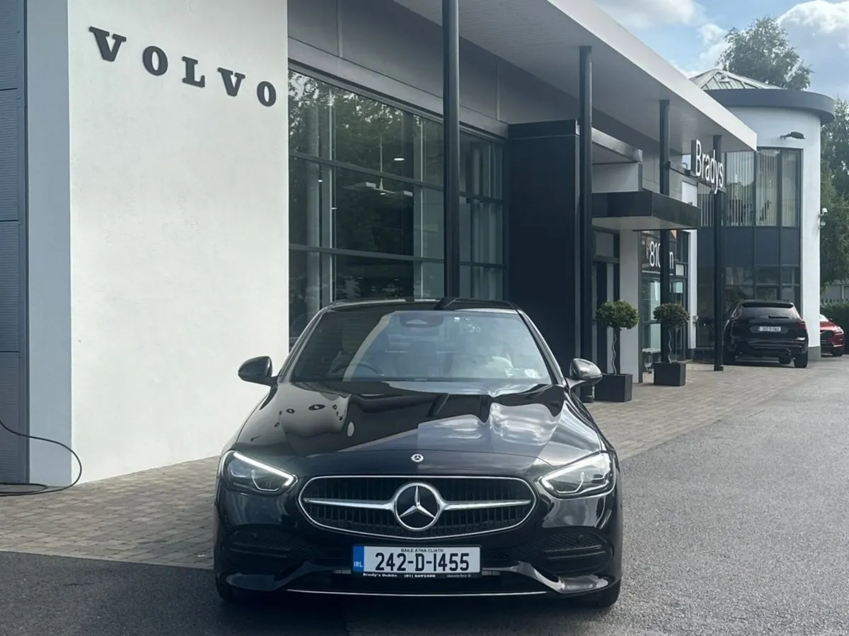 Mercedes-Benz C-Class C 200d Avantgarde--15,000kms - Image 2