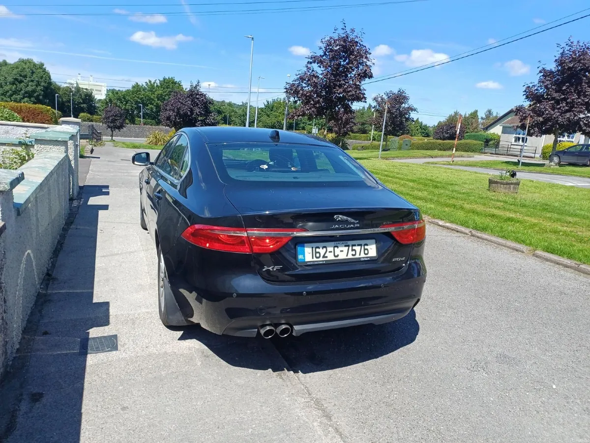 Jaguar XF 2016 - Image 6