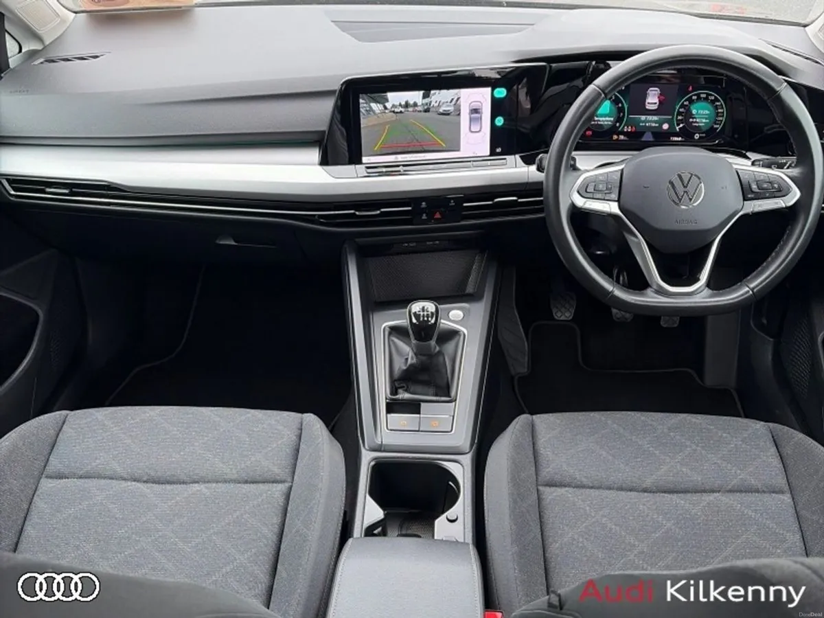 Volkswagen Golf 1.0 TSI 110HP Life - Image 2