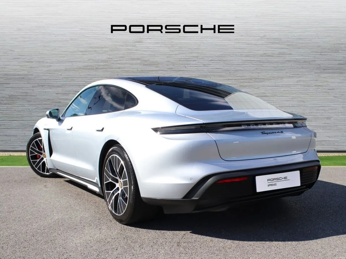 Porsche Taycan 4S - Image 2