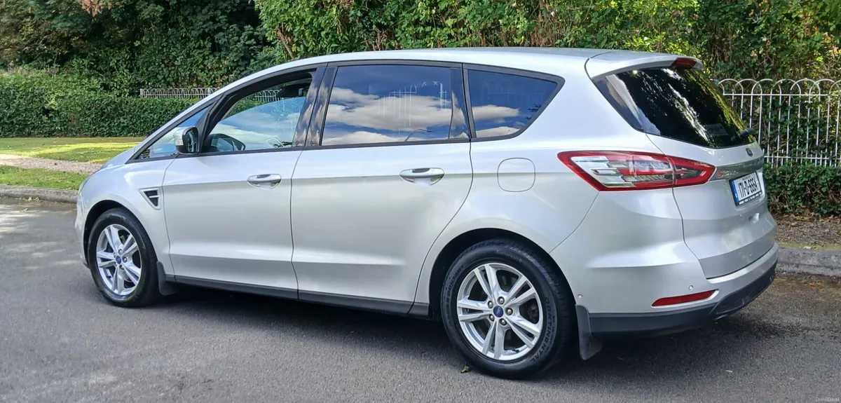 Ford S-Max 2017 2.0 TDCi - 1 OWNER IRISH CAR - Image 4