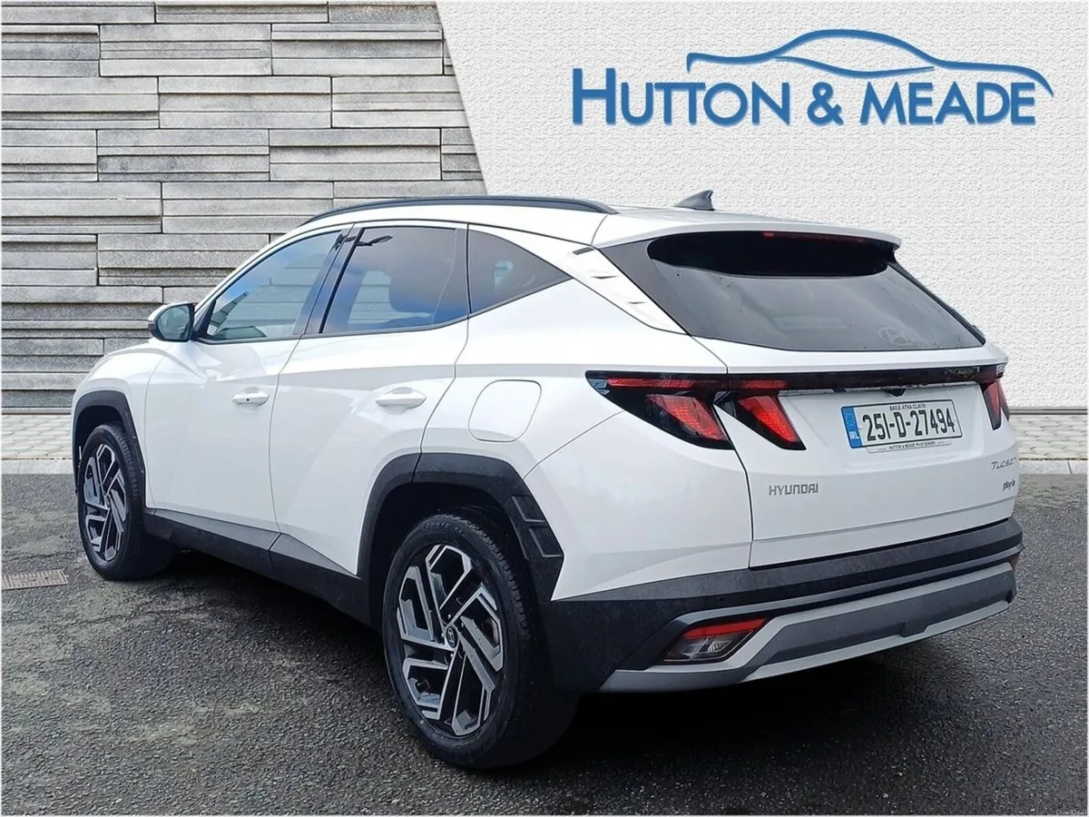 Hyundai Tucson Executive PHEV 1.6 Petrol 5dr - Image 2