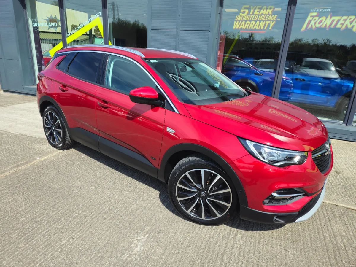 Opel Grandland X Petrol/Electric 225 PS PHEV SRI - Image 4