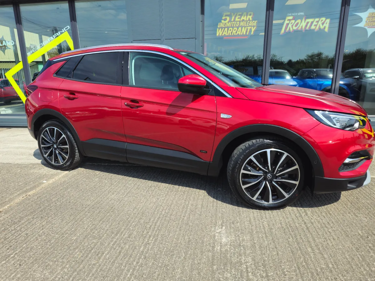 Opel Grandland X Petrol/Electric 225 PS PHEV SRI - Image 5