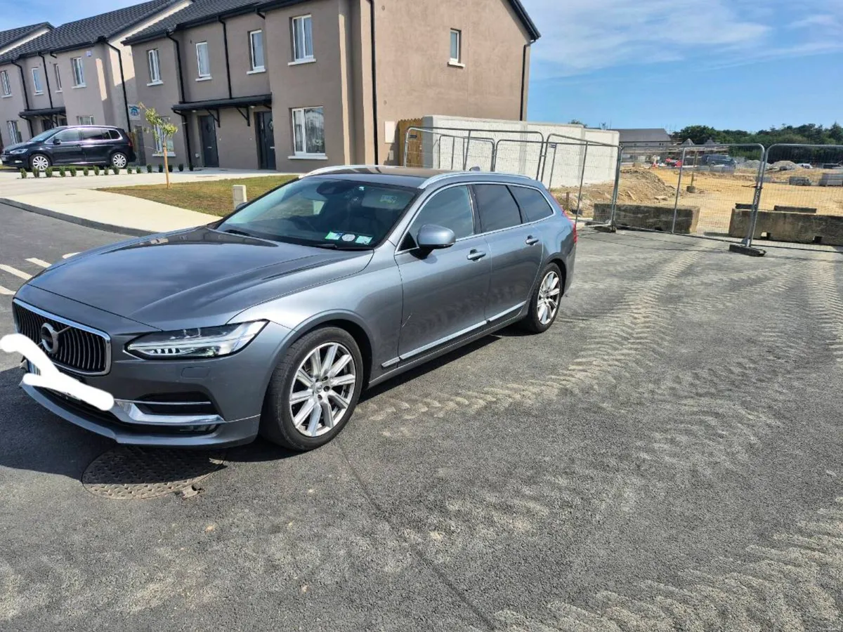 Volvo V90 Automatic - Image 4