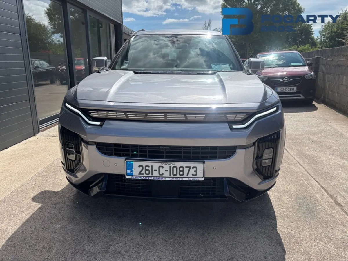 ALL NEW KGM ACTYON 1.5 PETROL HYBRID TOP SPEC - Image 6