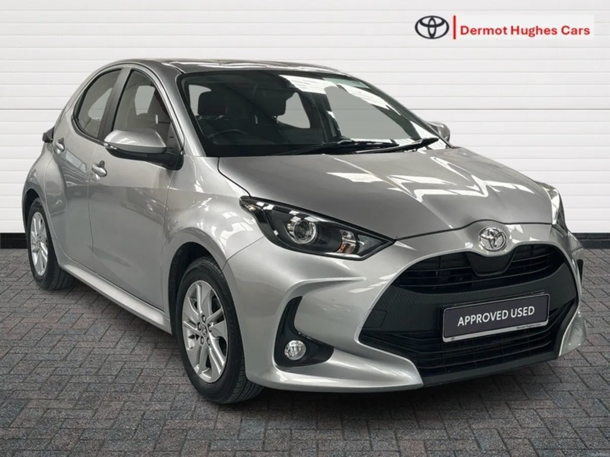 Toyota Yaris YARIS 1.0 LUNA MANUAL - Image 1