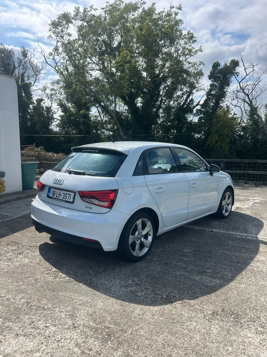 Audi A1 S tronic TFSI 1.4 - Image 3