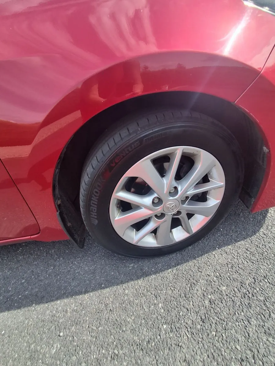 Toyota Corolla 2016 - Image 1