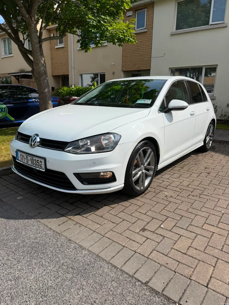 Volkswagen Golf - Image 1