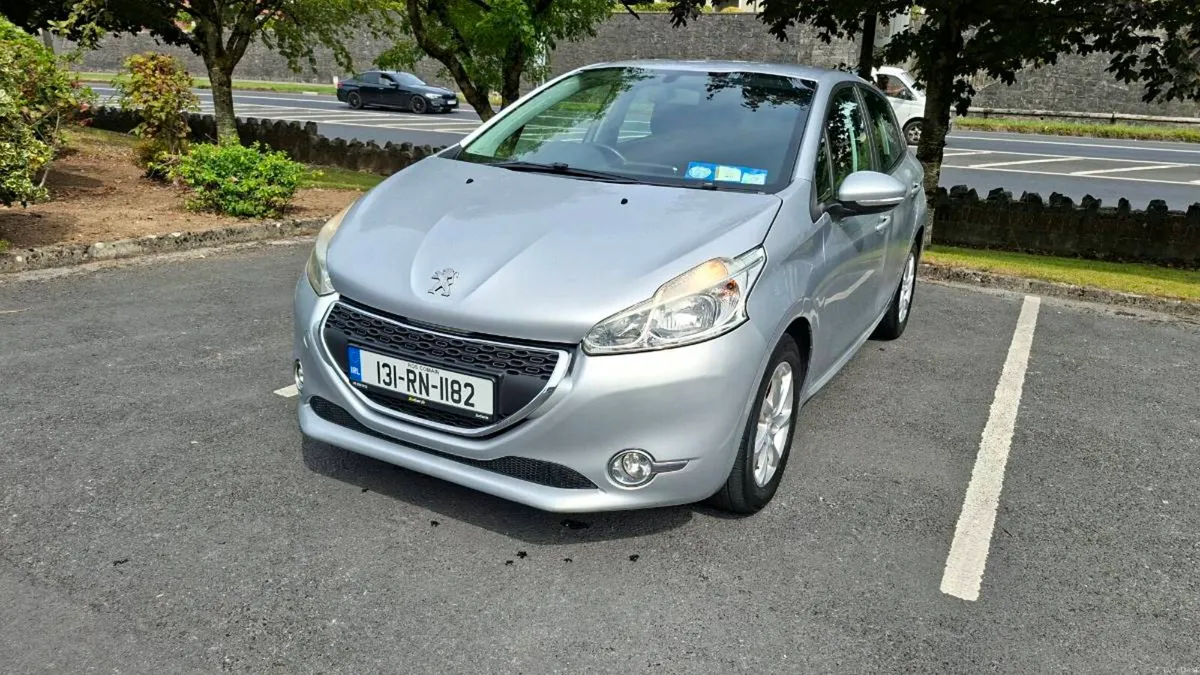131 Peugeot 208 active 1.2 petrol - Image 2