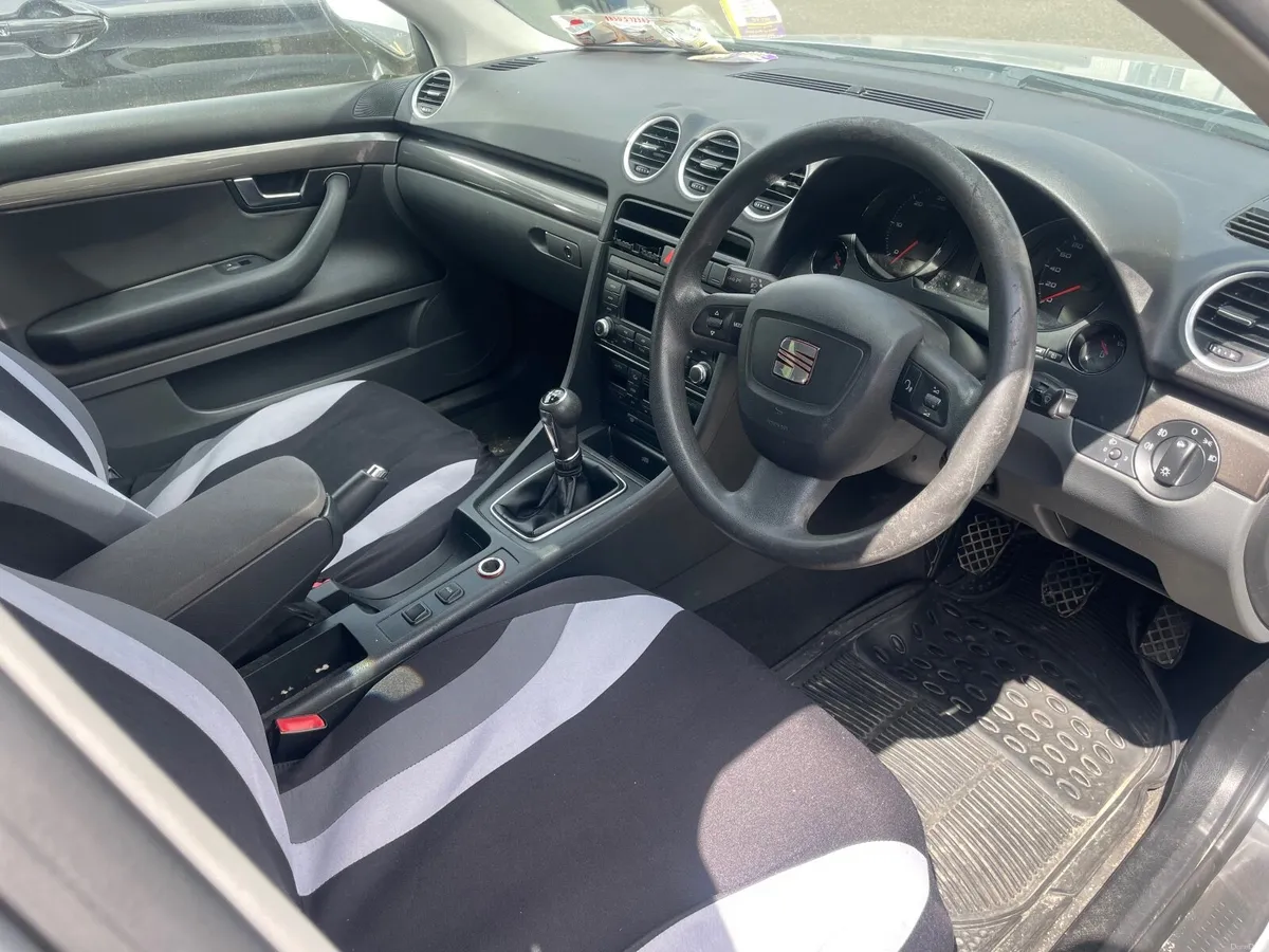 2013SEAT Exeo 2.0 TDI €3,500 NCT until May 2027 - Image 4
