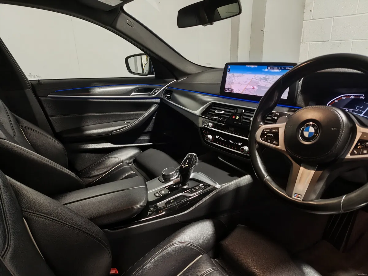 BMW 5-Series 2022 520D MSPORT XDRIVE FULL SPEC - Image 3