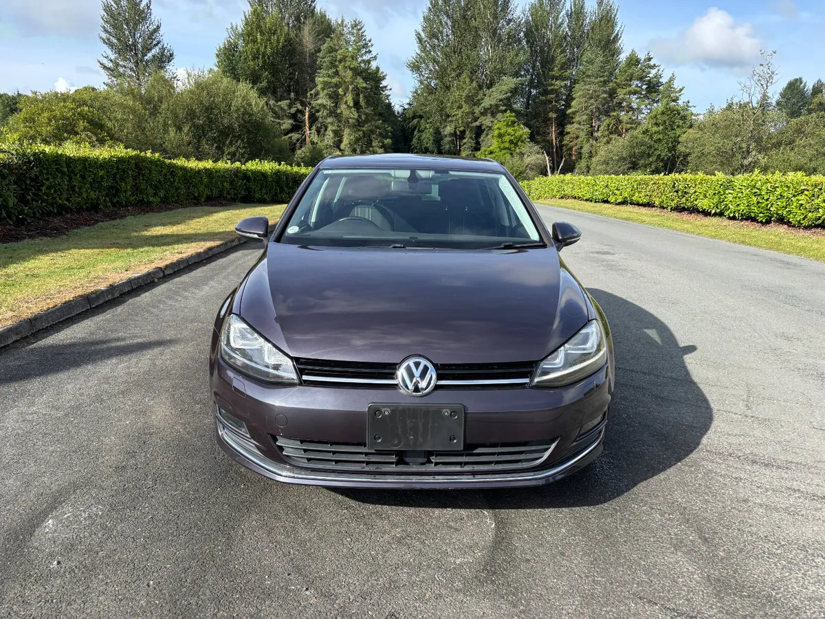 VOLKSWAGEN GOLF 1.2 LOUNGE EDITION AUTO 2015 - Image 3