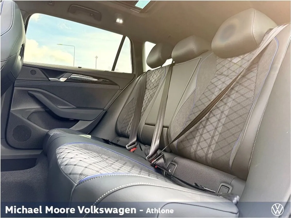Volkswagen Passat PASSAT RL 2.0TDI DSG 150HP - Image 4